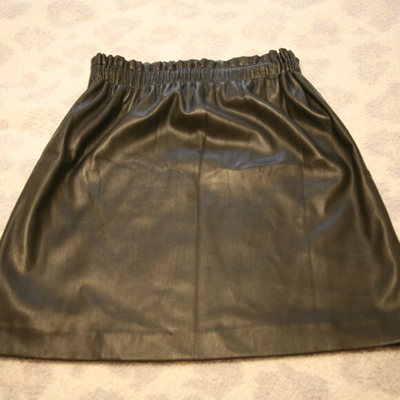 LOFT Faux Leather Mini Skirt, Size XSmall, Black - Picture 2 of 3